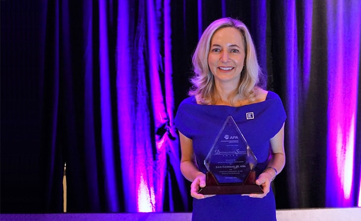 APA Award Julie Fleshman